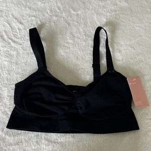 Feelingirl sports Bra NWT